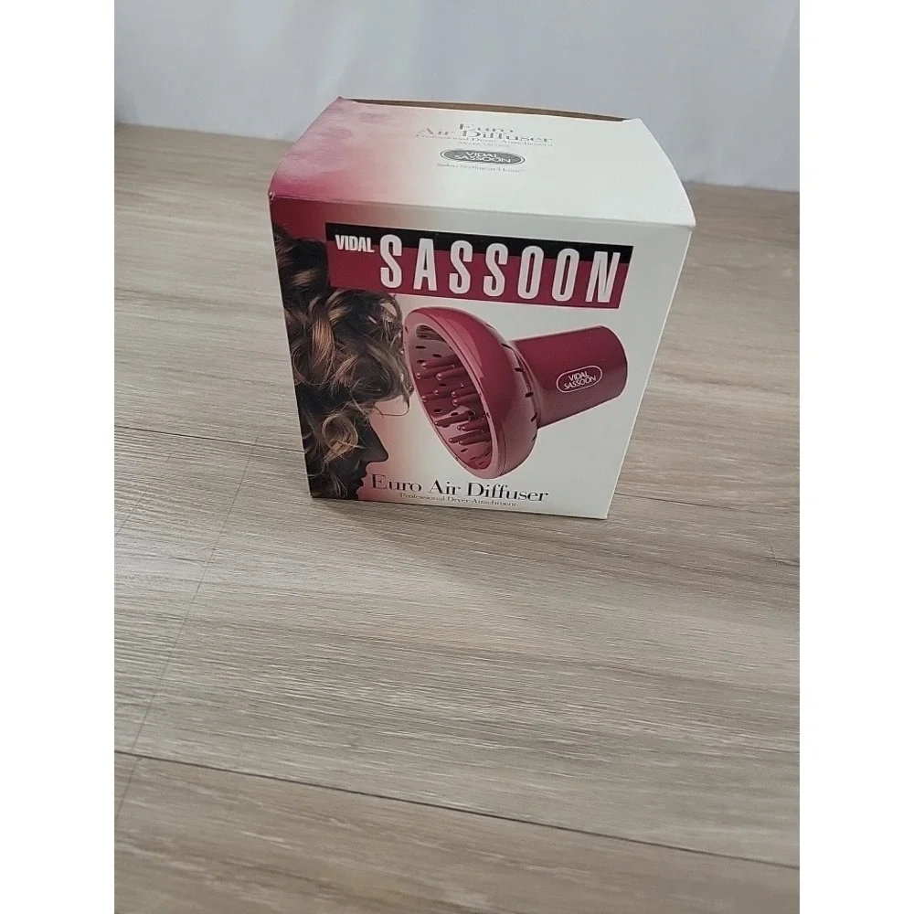 Vidal Sassoon Euro Air Diffuser Professional Dryer Attachment Burgundy VS-622